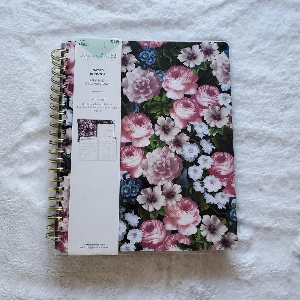The Paper Studio Agenda 52 18 Month Planner Dated 2022-2023